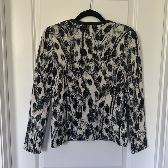 St. John cardigan - Picture 7 of 8